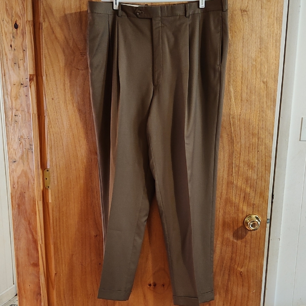 Tom James Mens Bespoke Custom Tailored Dress Pants Brown Pleated Cuffed 42x32 - Picture 2 of 14